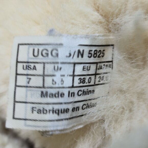 Ugg Australia Classic Short Women Size 7 Tan Sheepskin Winter Pull On Boots 5825 - Picture 6 of 12